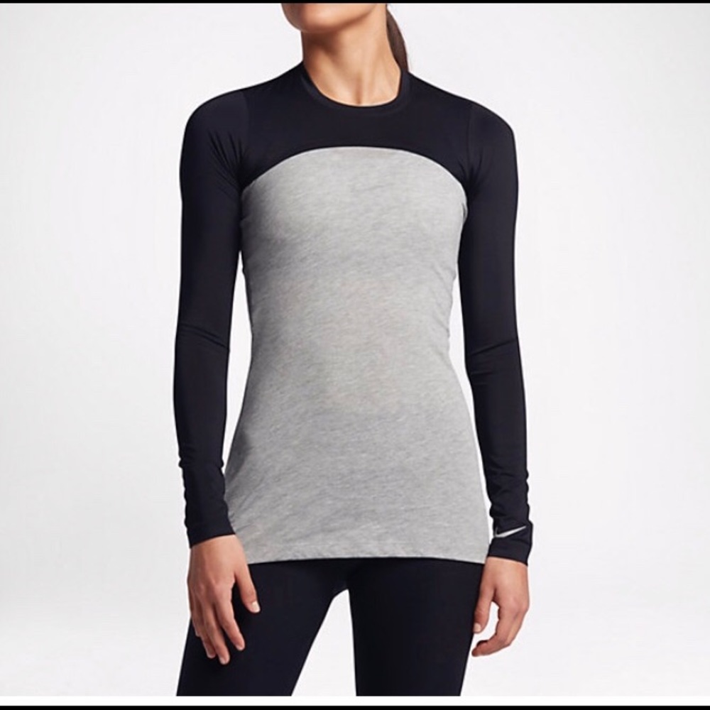 Nike Dri-fit UV crop